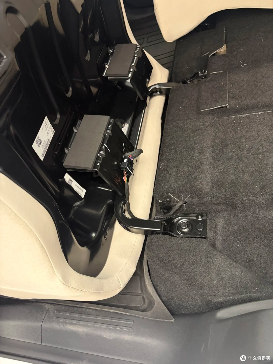 老 V23 车主试驾 iCAR V25:升级挺实在,但有个遗憾得提前说