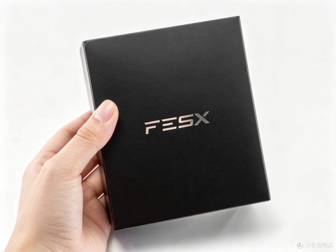 百元随身小钢炮:FESX剃须刀,18000转+双层17刀“剃净”实测