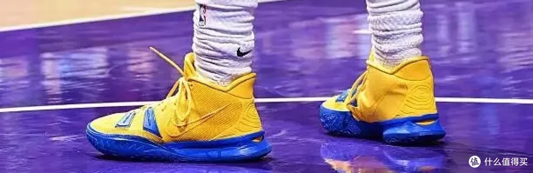 【NBA每日上脚】代言费超值!低帮鞋穿出哥谭骑士范儿!