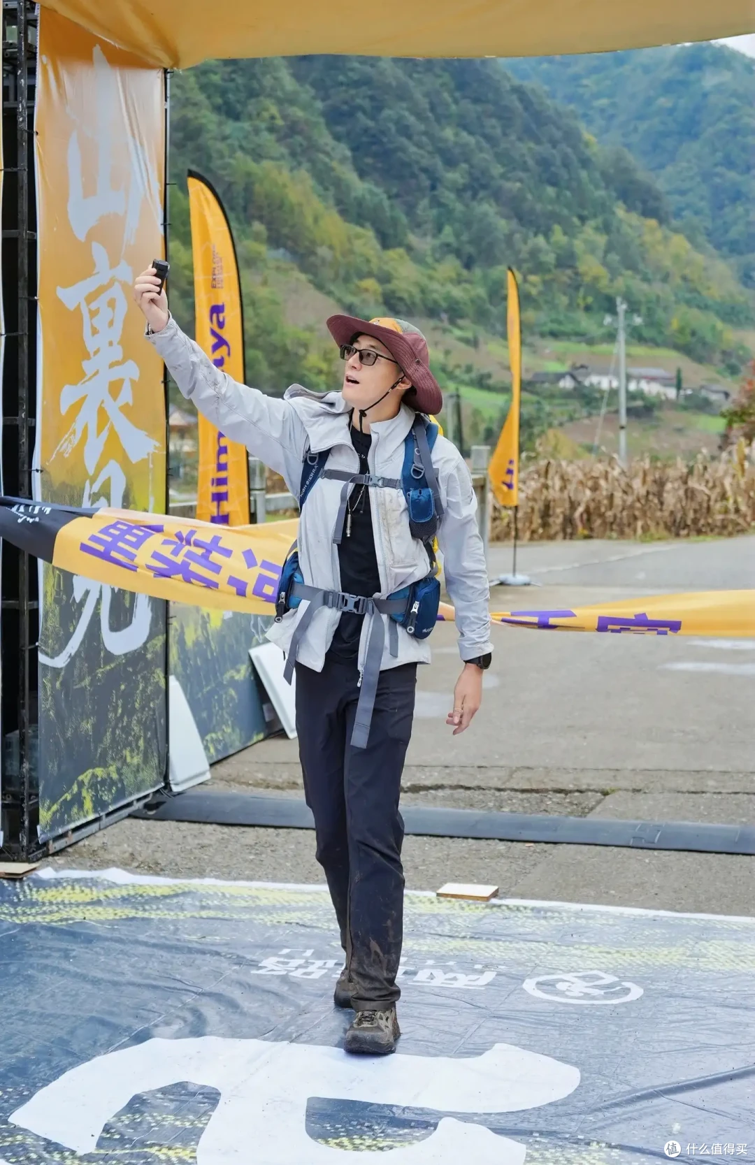 神农架两天重装穿越,带了软壳衣、徒步鞋和猎动猎险者AD10手表
