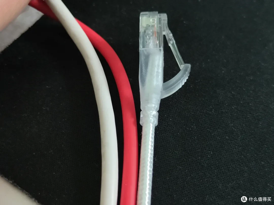 开个箱吧,有些人还没见过飞牛网线长啥样