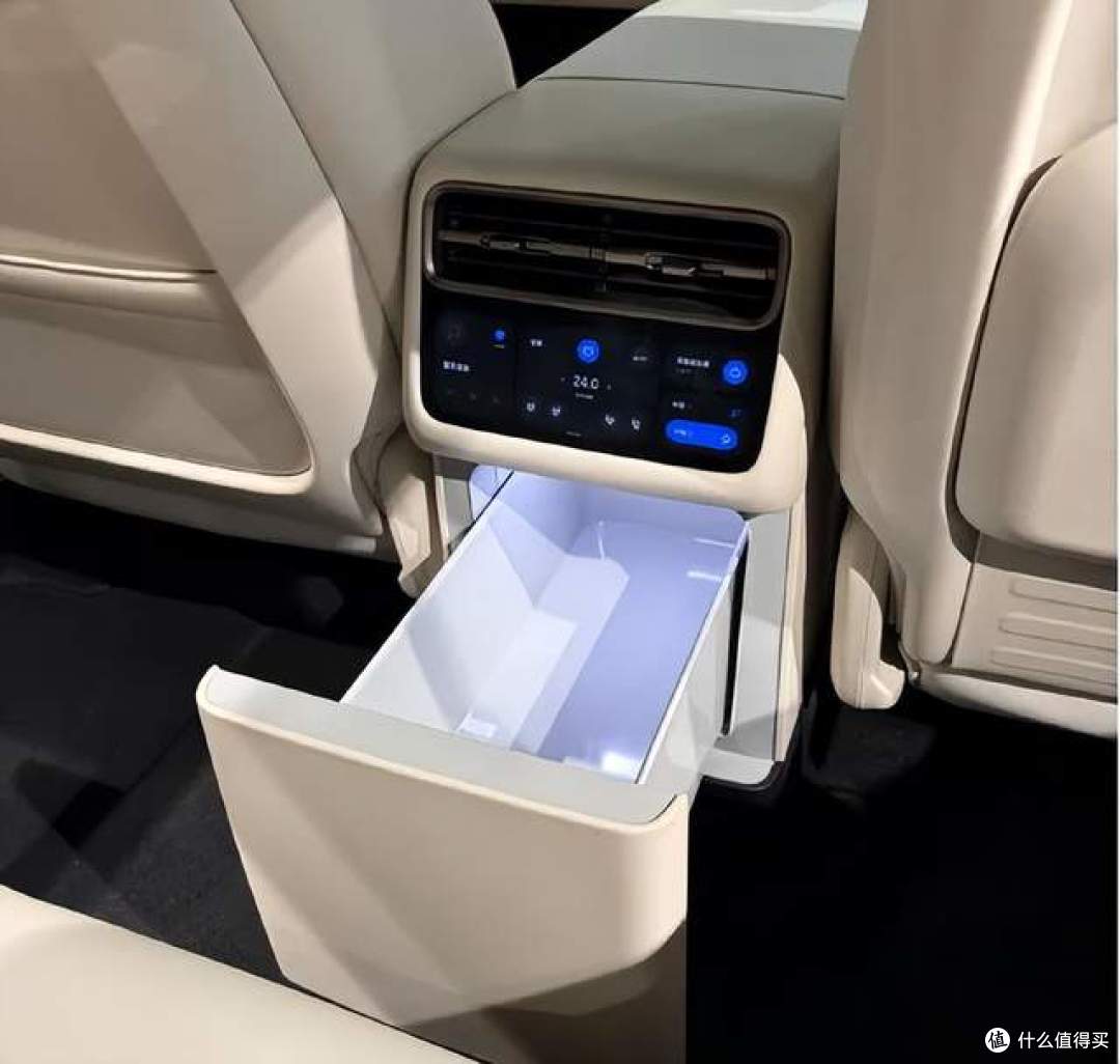 新款i6上市情报:客户最看重舒适和智驾,全都在对比Model Y