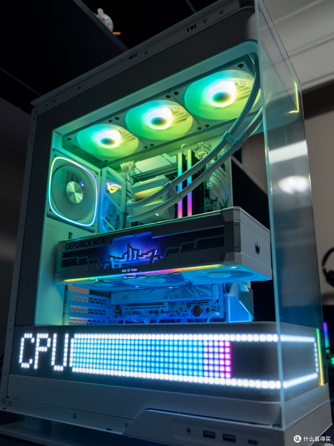 13颗施华洛世奇水晶加身!全新影驰RTX 5080 HOF Extreme显卡实测