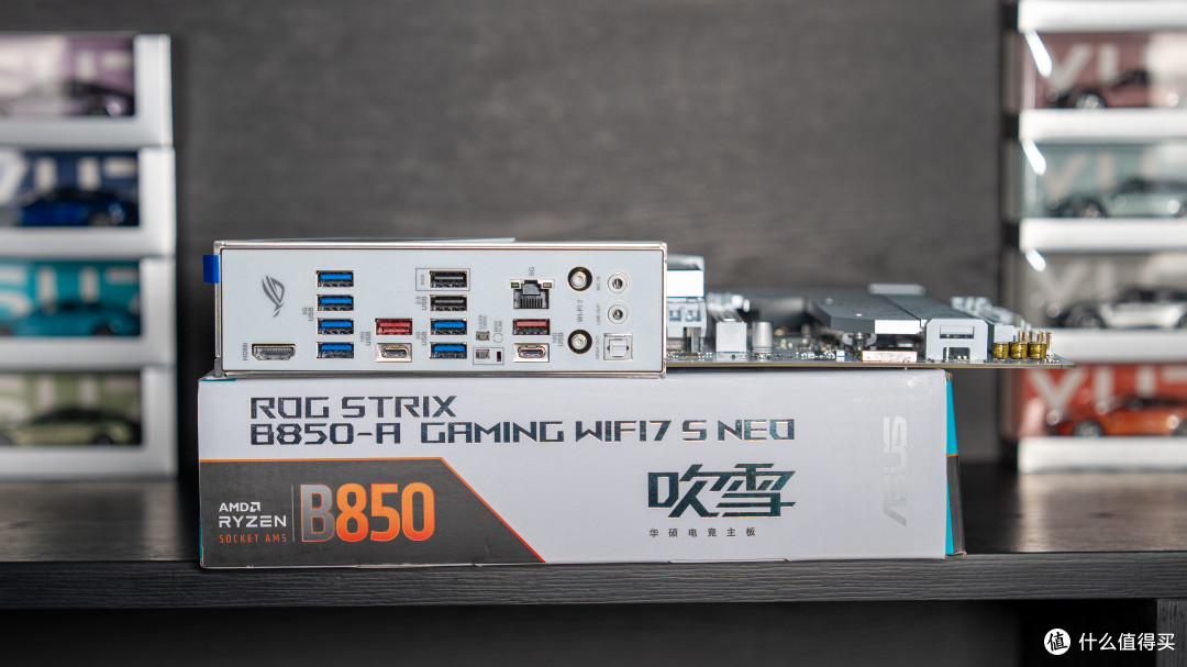 13颗施华洛世奇水晶加身!全新影驰RTX 5080 HOF Extreme显卡实测
