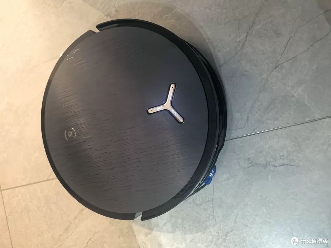 住了五年的老房重获新生,科沃斯把我家藏了多年的地面陈垢擦没了