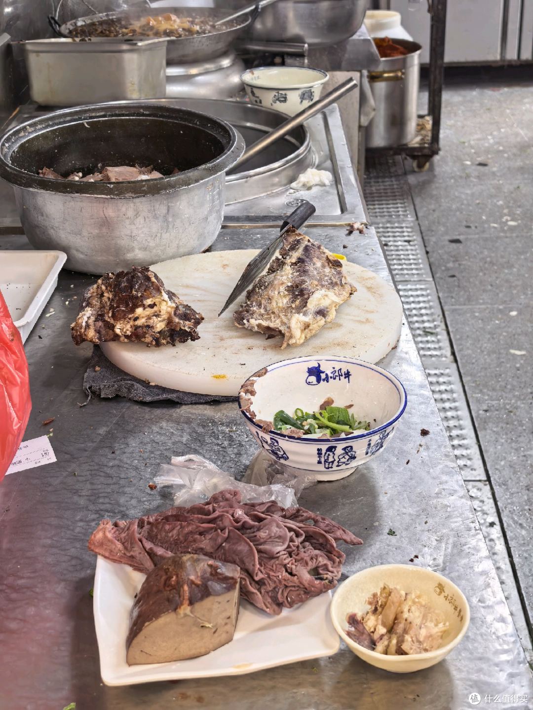 来汤都只干一件事,那就是喝牛肉汤!洛阳喜来登周边三家高分店