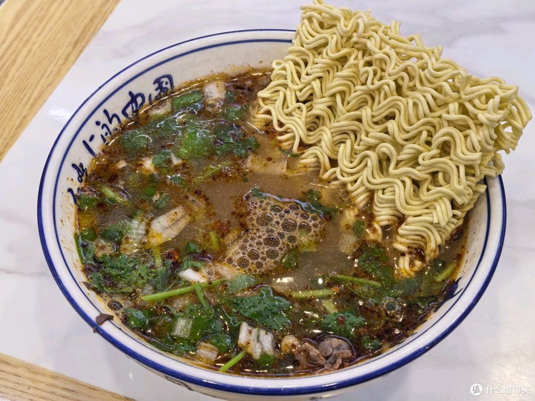 来汤都只干一件事,那就是喝牛肉汤!洛阳喜来登周边三家高分店