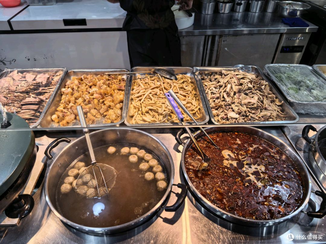 来汤都只干一件事,那就是喝牛肉汤!洛阳喜来登周边三家高分店