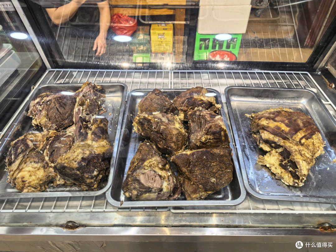 来汤都只干一件事,那就是喝牛肉汤!洛阳喜来登周边三家高分店