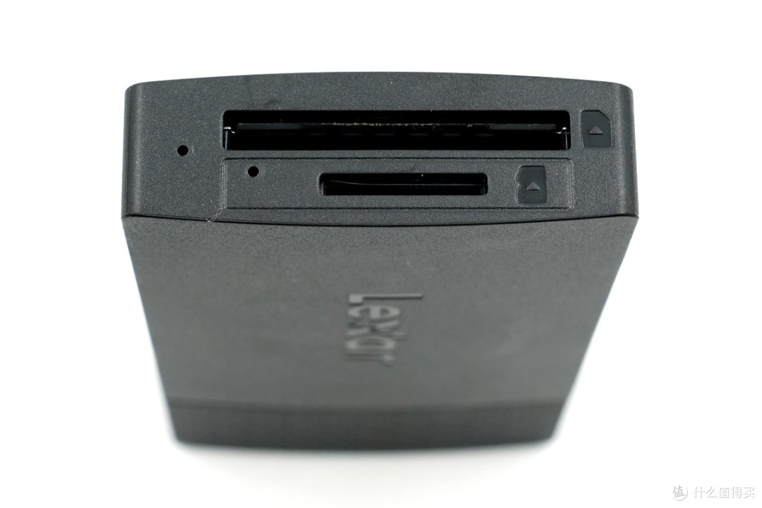 雷克沙Lexar RW360读卡器评测：模块化双接口，实测达到209MB/s