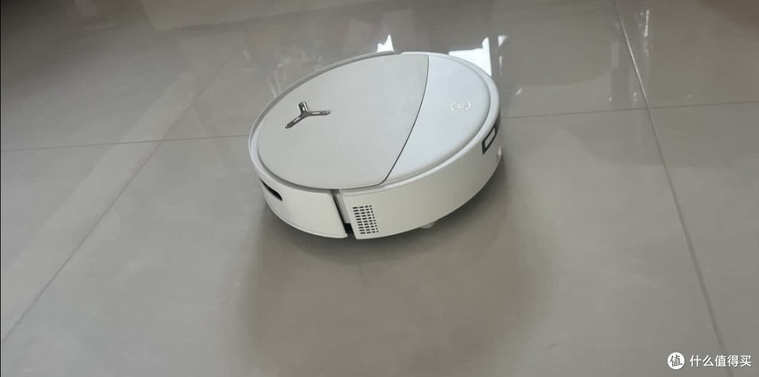 科沃斯T90S PRO水箱版实测：3000元档拖地王者