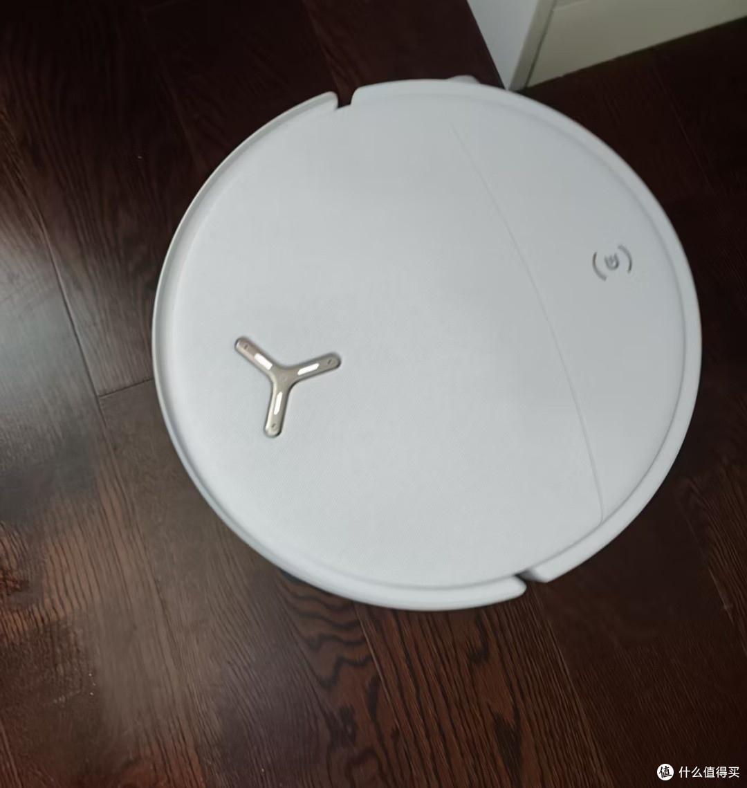 科沃斯T90S Pro,深挖藏在地板里的隐形脏污