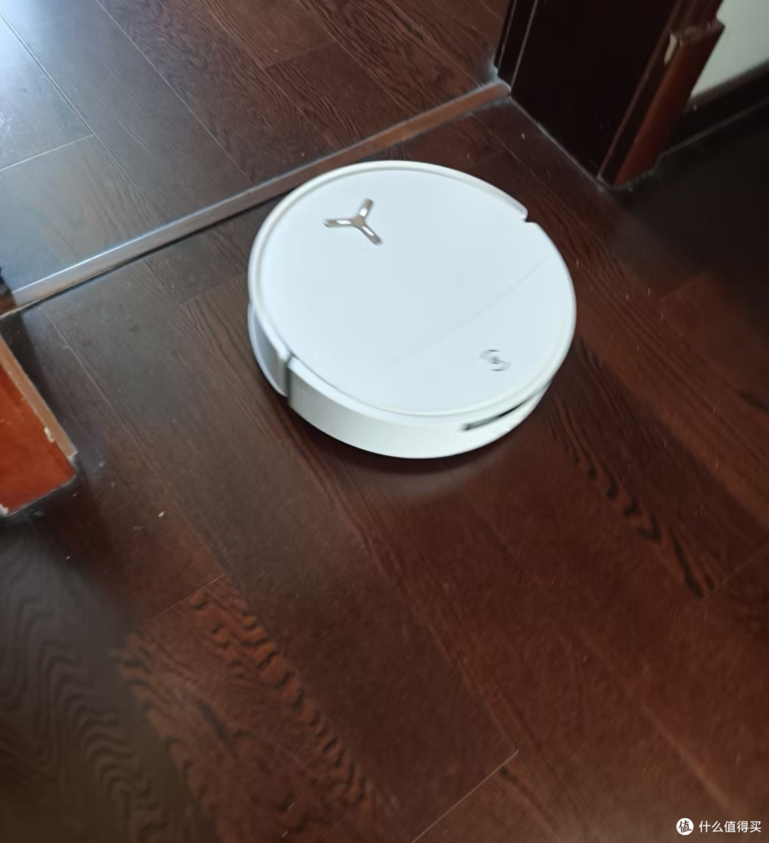 科沃斯T90S Pro,深挖藏在地板里的隐形脏污