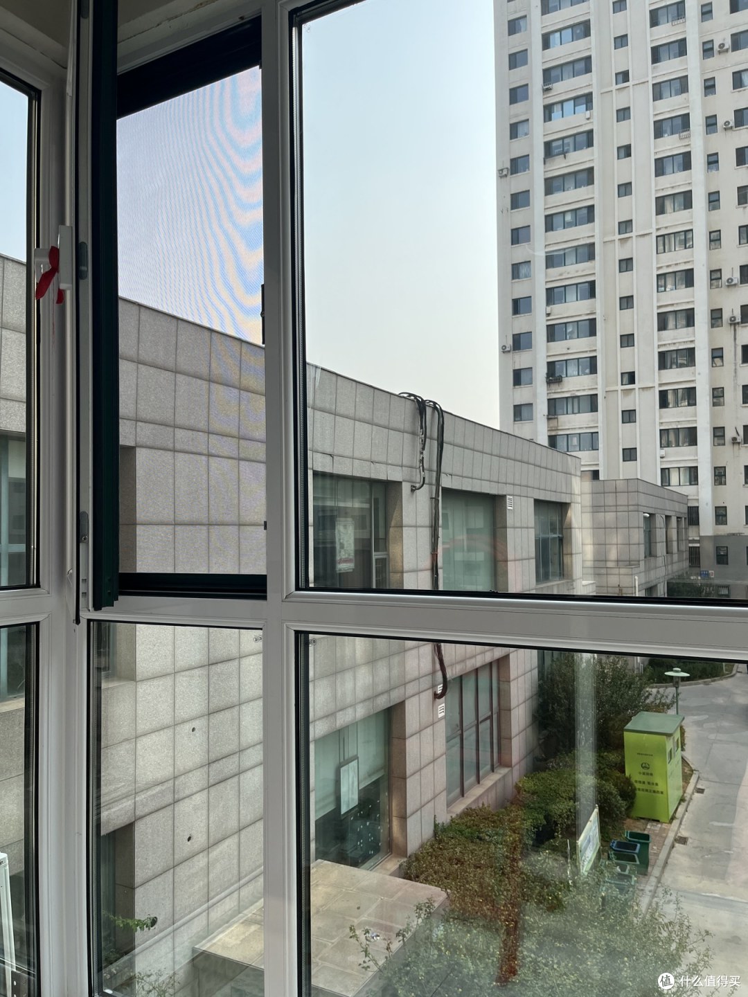 自家玻璃跪着擦,给妈家反倒不伸手,算双标吗?