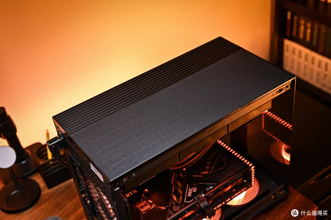 装一台黑金MATX——七彩虹 B850M 超级黑刃+追风者 XTV3 装机展示