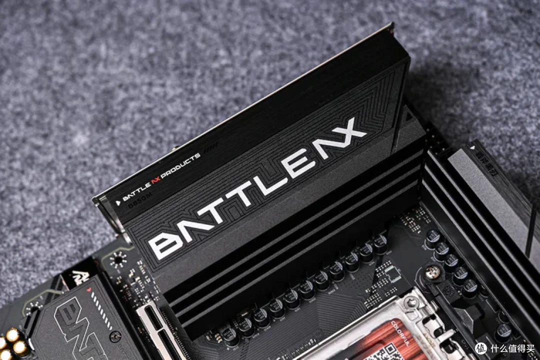 装一台黑金MATX——七彩虹 B850M 超级黑刃+追风者 XTV3 装机展示