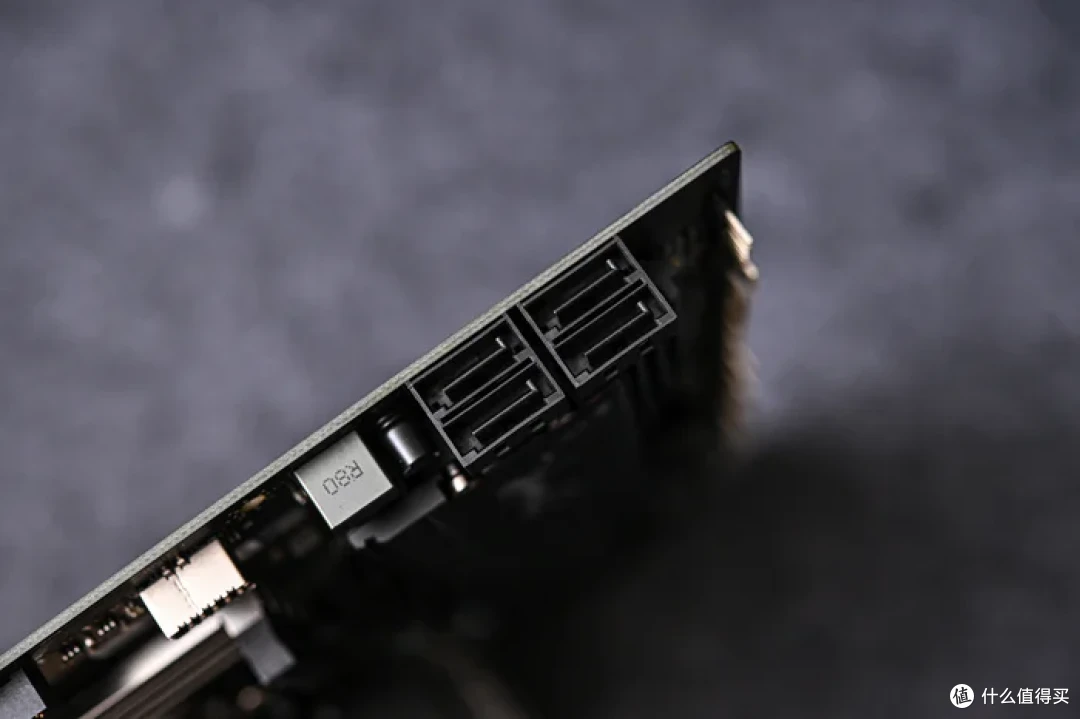 装一台黑金MATX——七彩虹 B850M 超级黑刃+追风者 XTV3 装机展示
