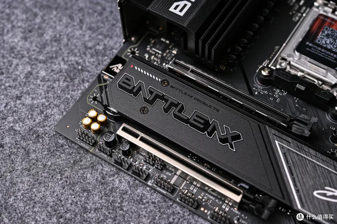 装一台黑金MATX——七彩虹 B850M 超级黑刃+追风者 XTV3 装机展示