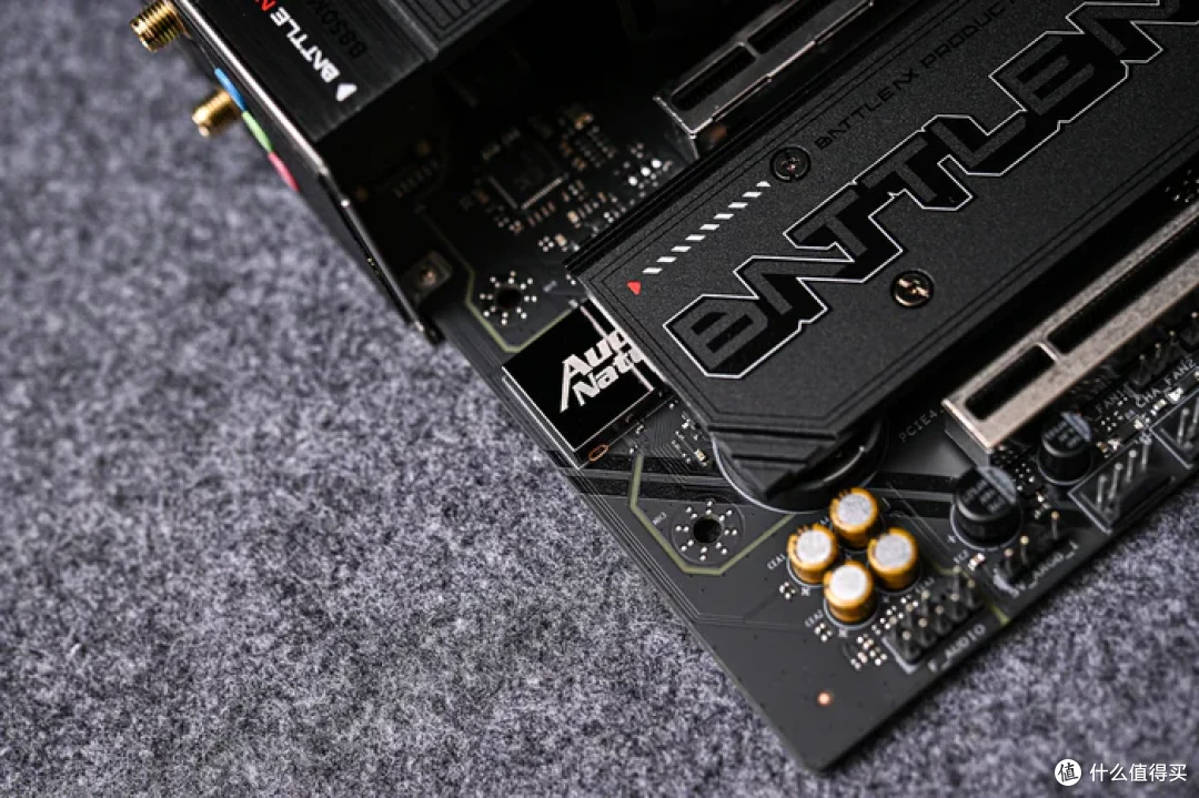 装一台黑金MATX——七彩虹 B850M 超级黑刃+追风者 XTV3 装机展示