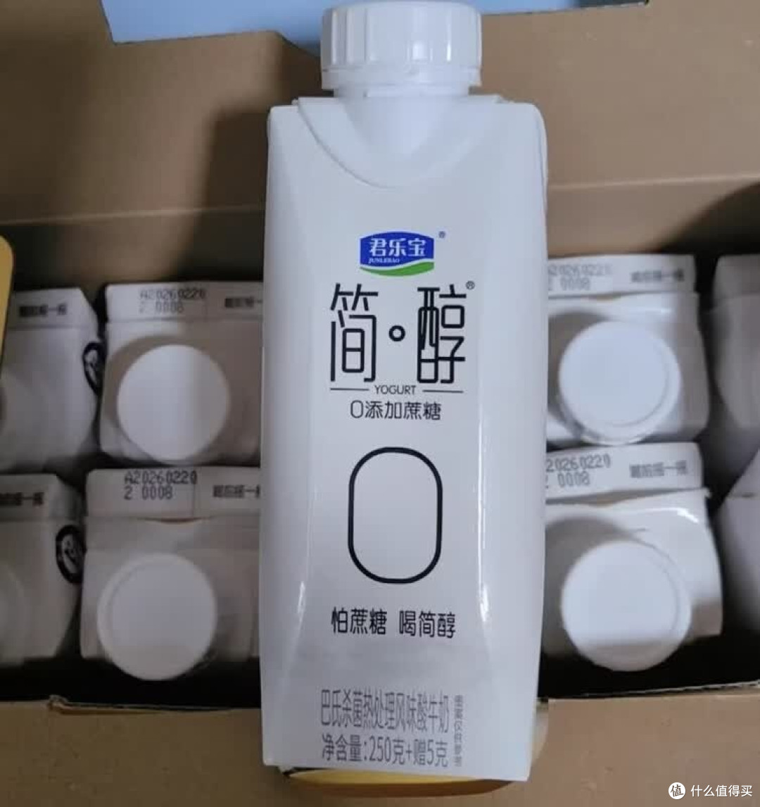 君乐宝简醇零蔗糖酸奶实测