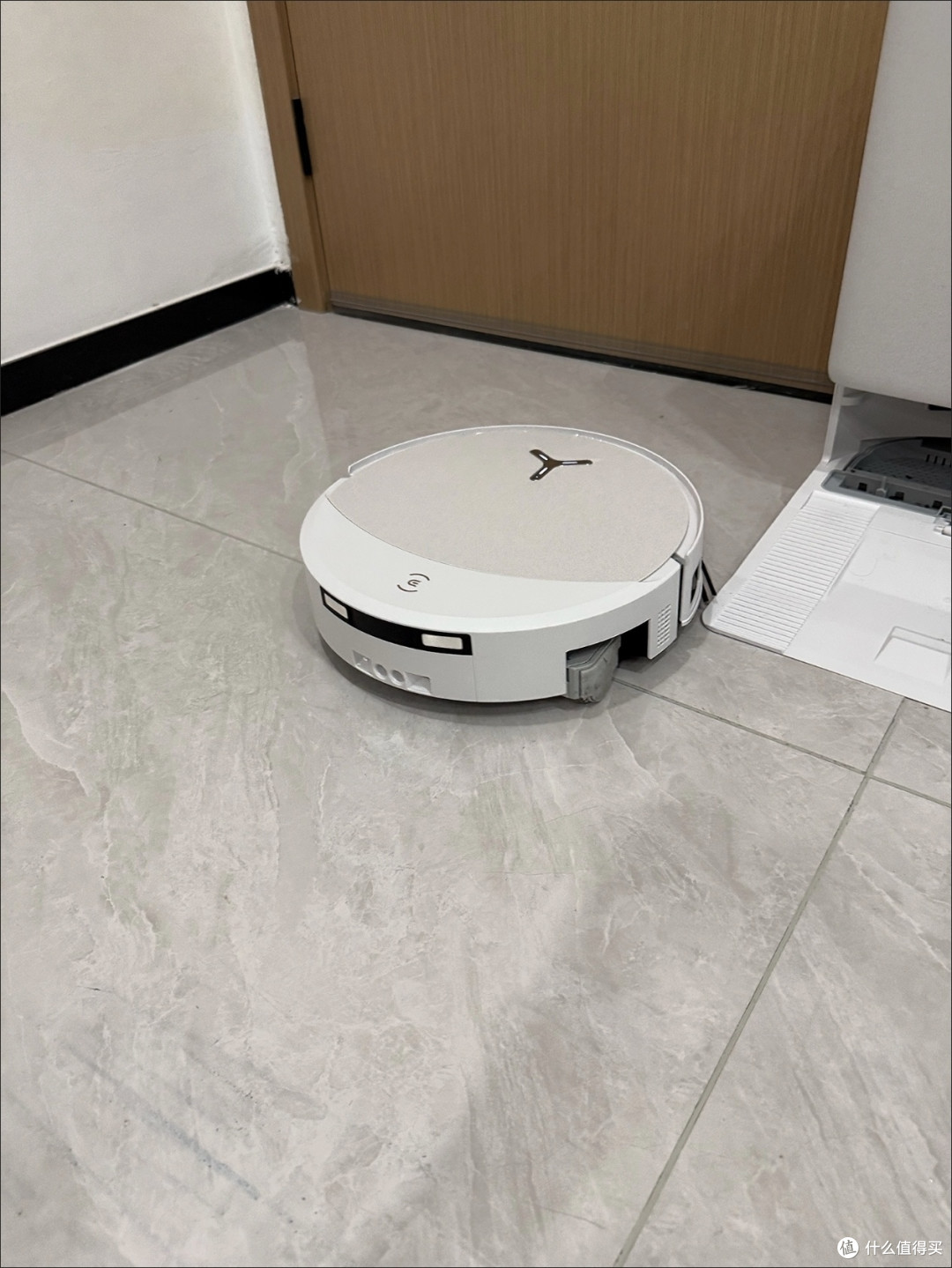 科沃斯11年销冠背后，核心技术与市场策略深度解析