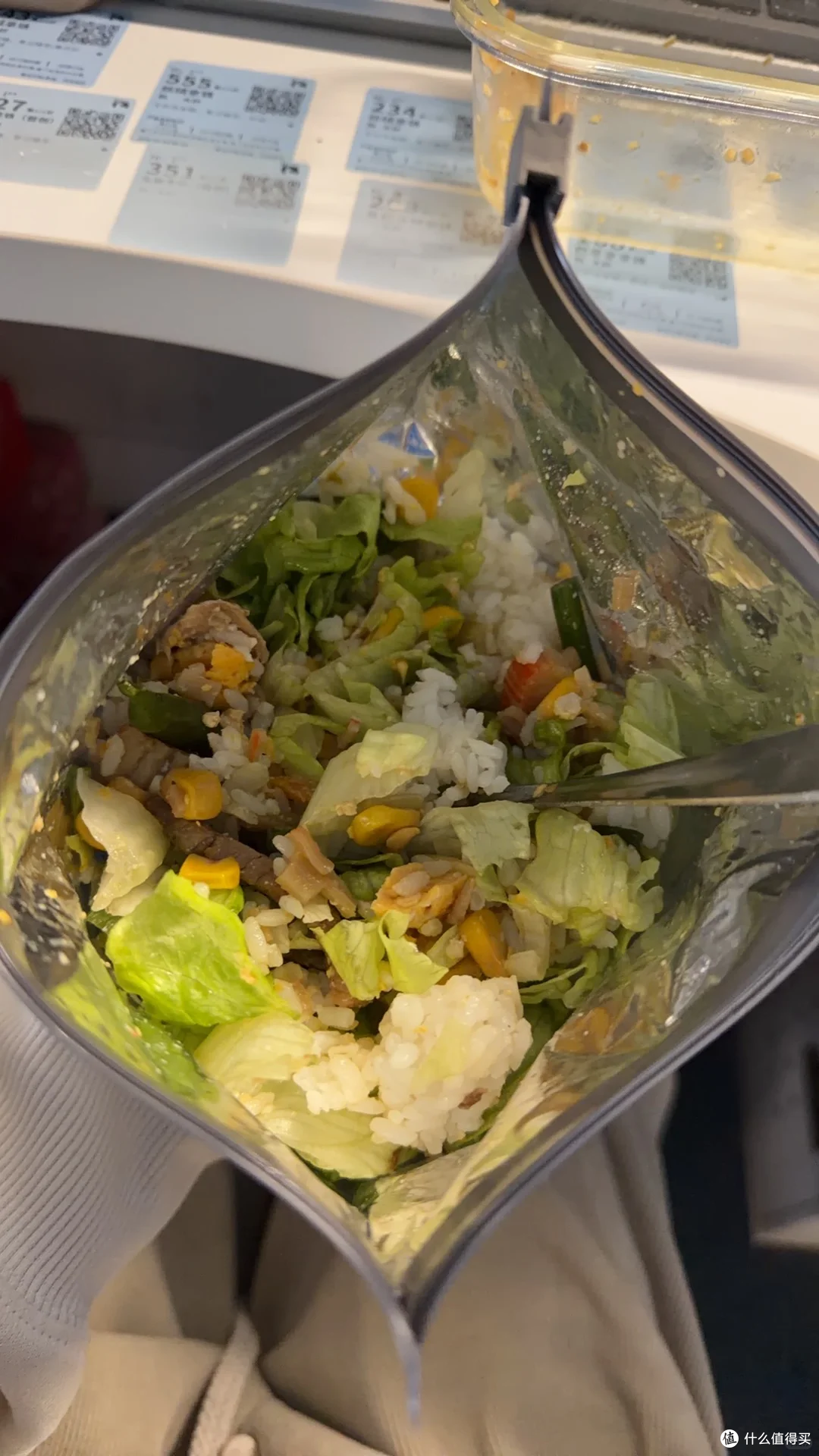 上班带饭居然还能这么"邪修"？看完打工人的操作，我沉默了