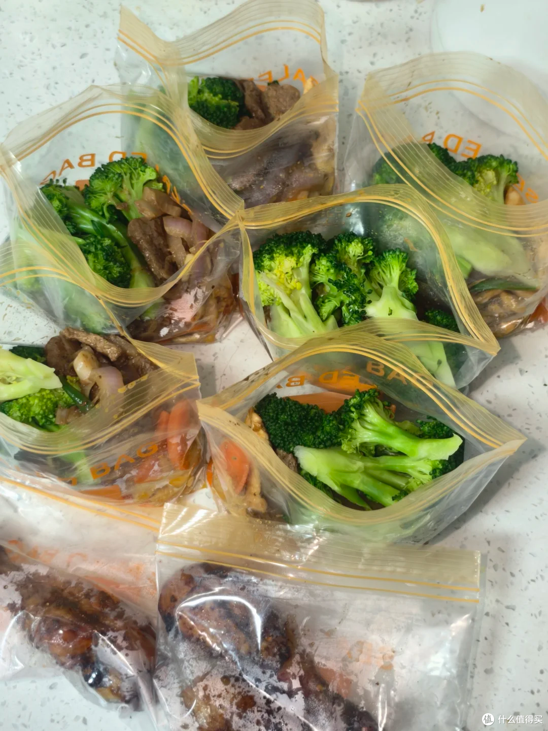 上班带饭居然还能这么"邪修"？看完打工人的操作，我沉默了
