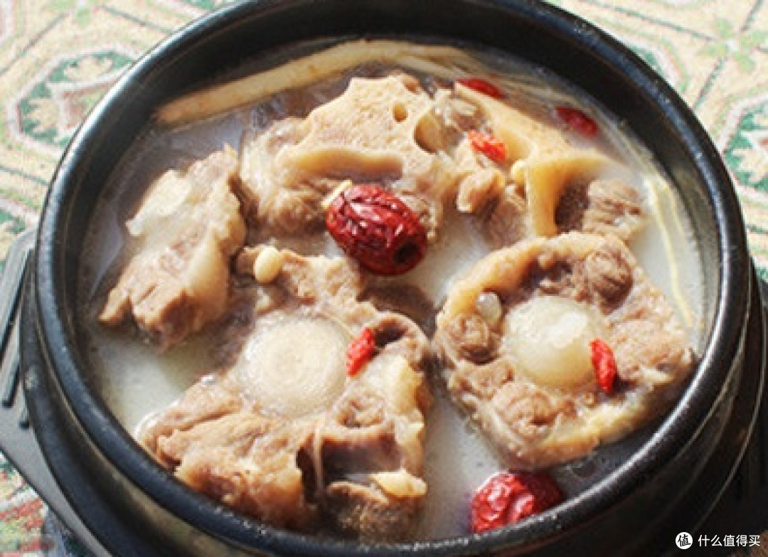 清炖牛尾汤的本味烹饪指南