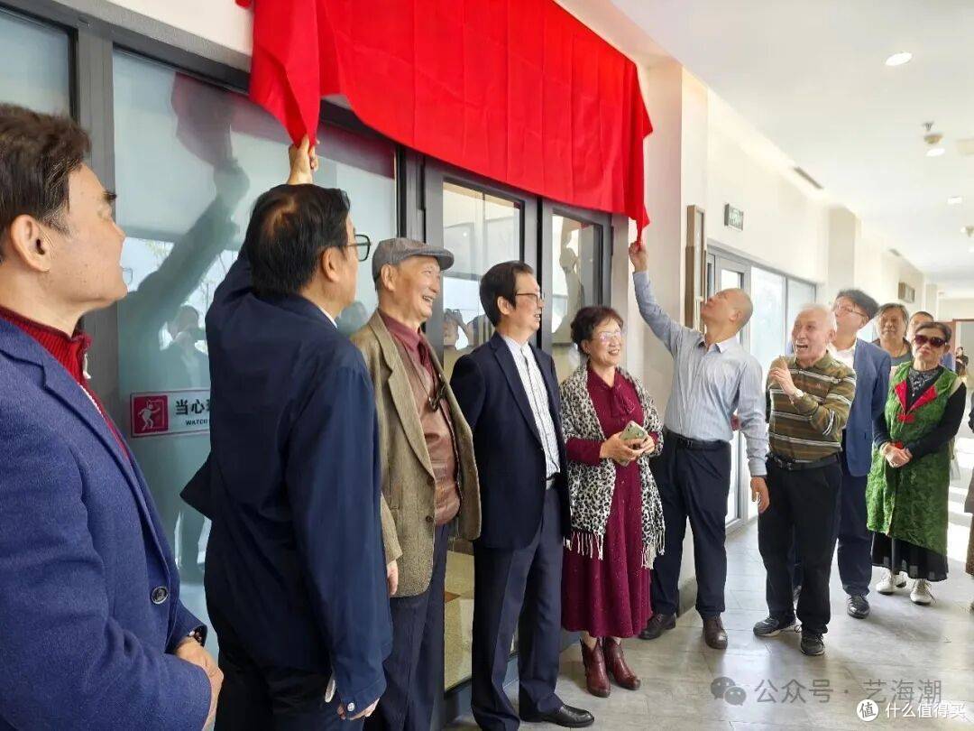 草圣故里启新境 翰墨金秋颂华章——方军书画创作工作室落成揭牌