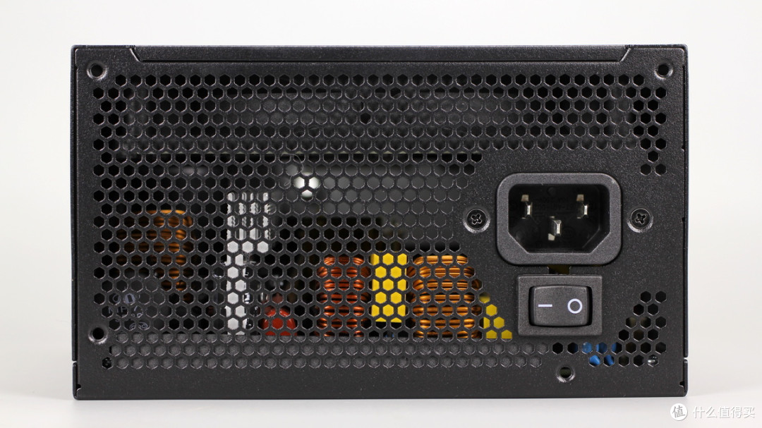 双PCIe5.1接口配置,曜越科技1200W金牌全模组碳化硅电脑电源拆解