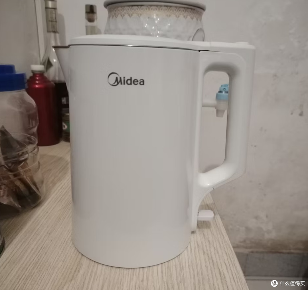双十一实测|美的MK-HJ1566电热水壶,家用无缝防烫烧水神器