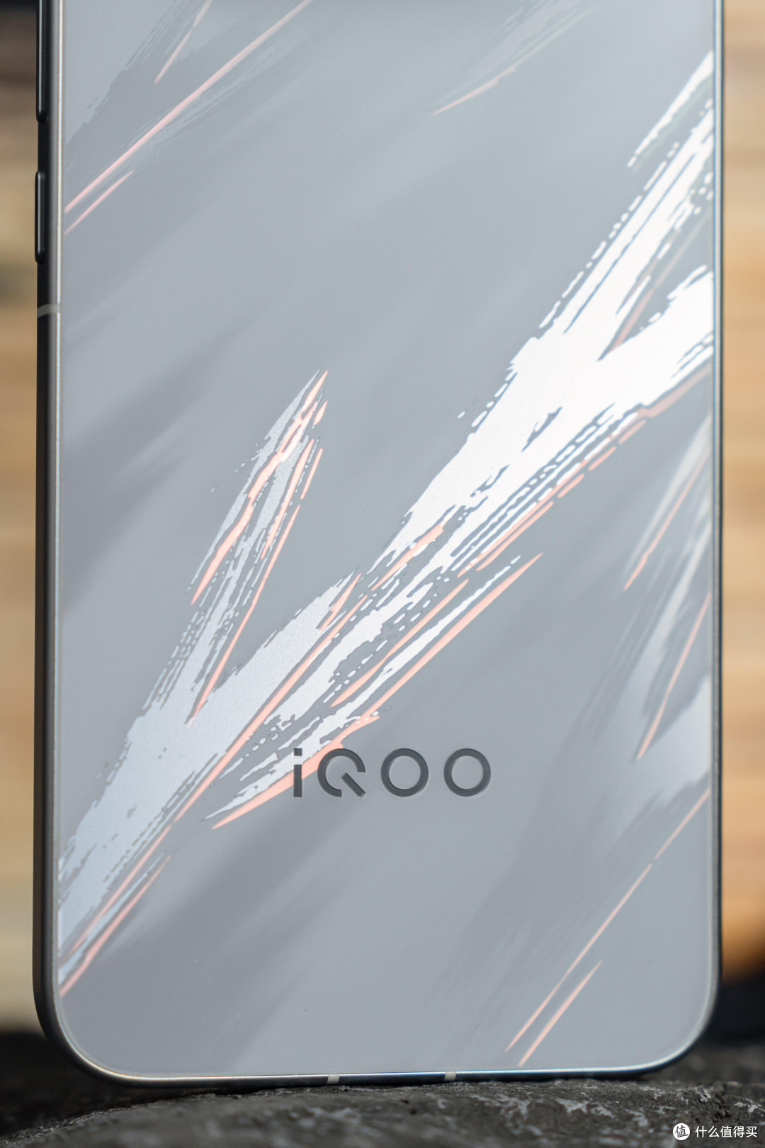 内置风扇加持，iQOO Neo12能否终结手游发热焦虑？