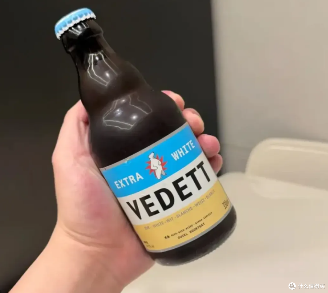 有哪些好喝不贵的酒呢,大家一般都喜欢喝什么酒啊?