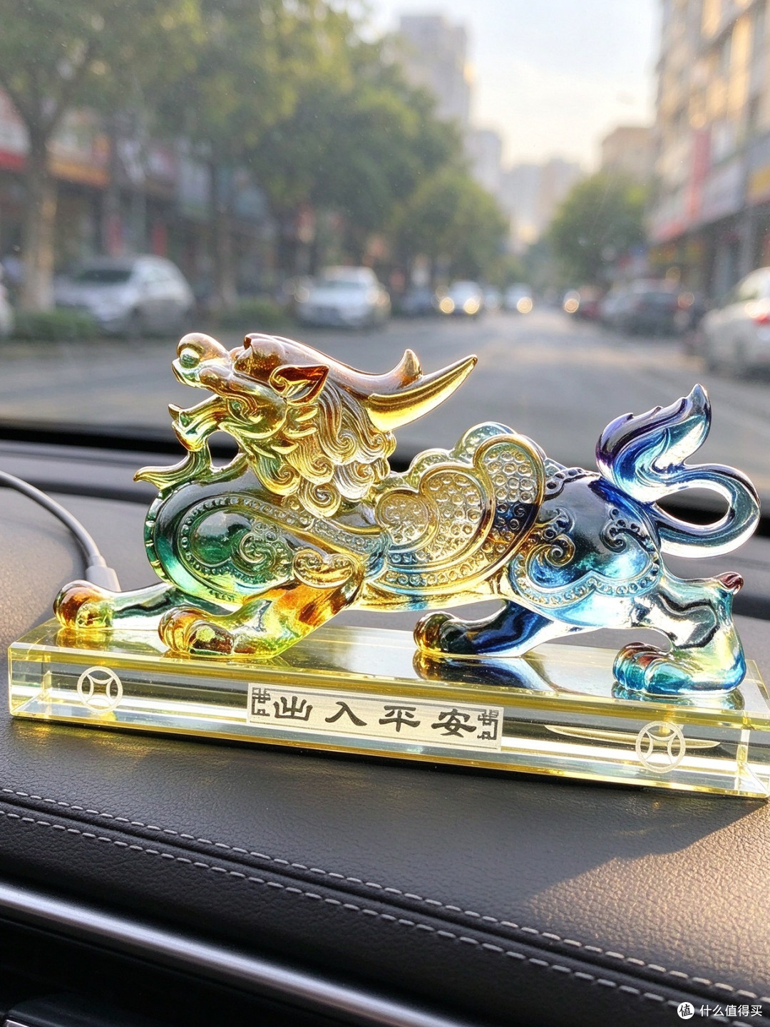 车载香水座貔貅摆件中控台吉祥物装饰款