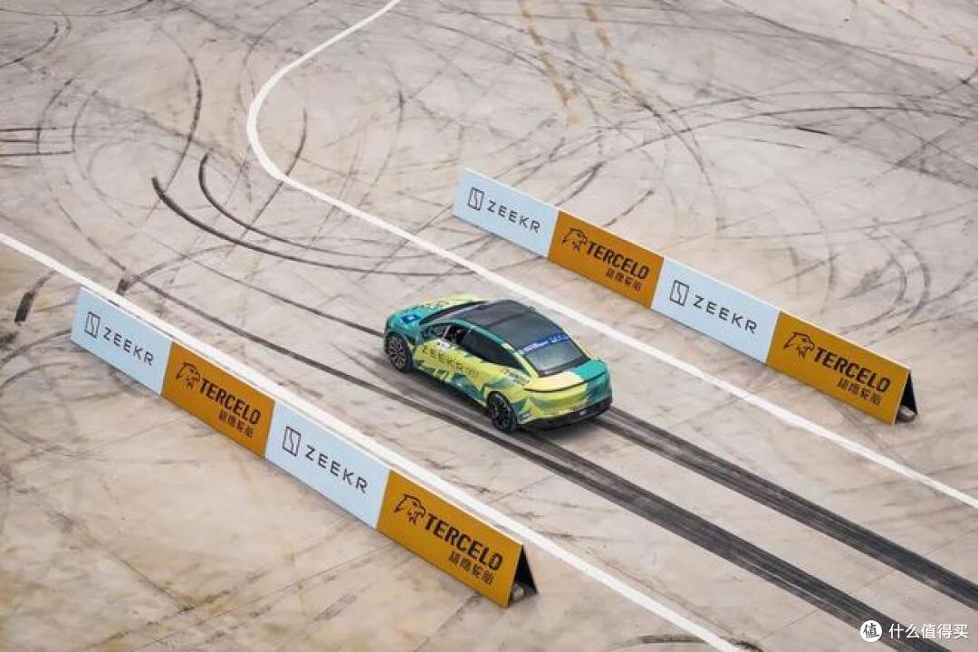 新能源汽车飘移赛即将落地武汉站,雄鹰EV01担纲唯一指定用胎