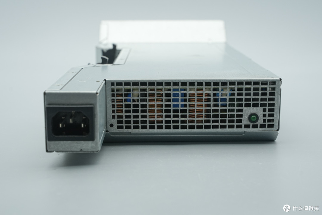 专为惠普Z820工作站设计,台达850W碳化硅工作站电源拆解