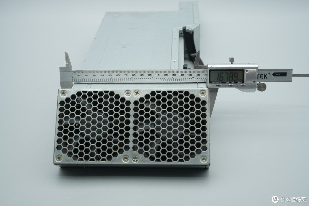 专为惠普Z820工作站设计,台达850W碳化硅工作站电源拆解