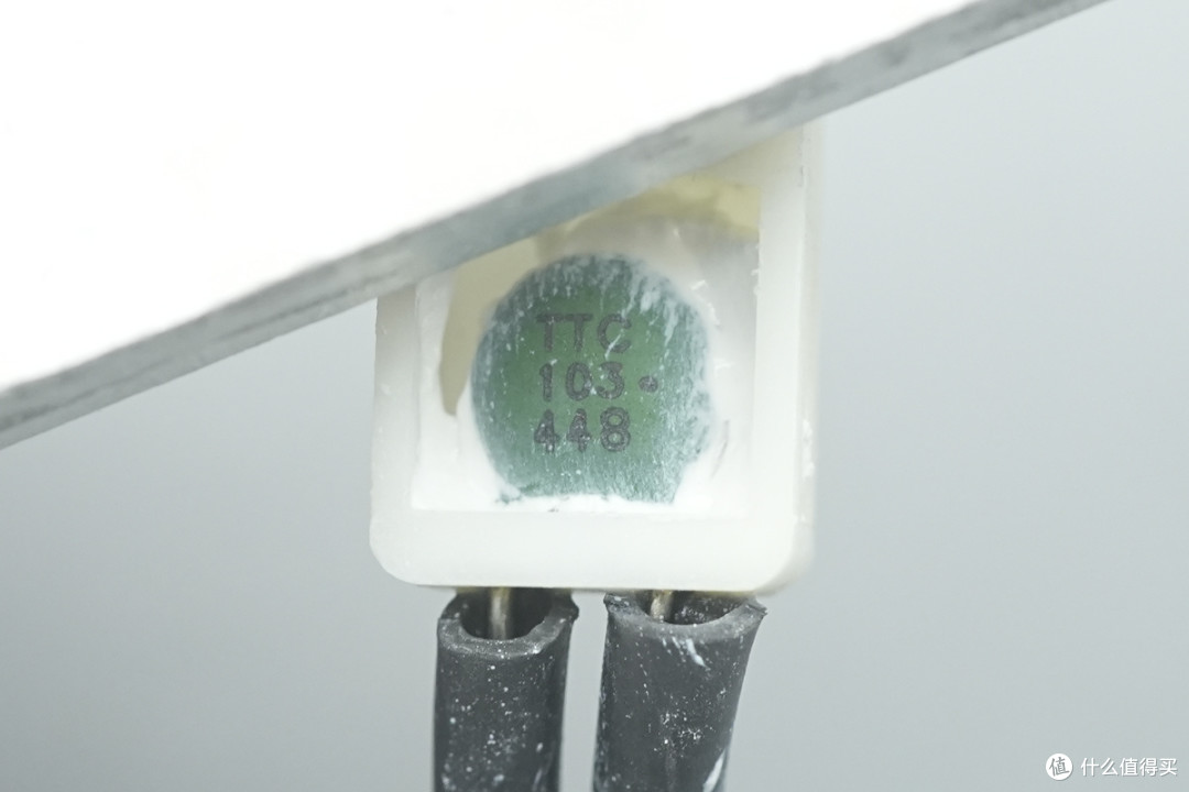 专为惠普Z820工作站设计,台达850W碳化硅工作站电源拆解