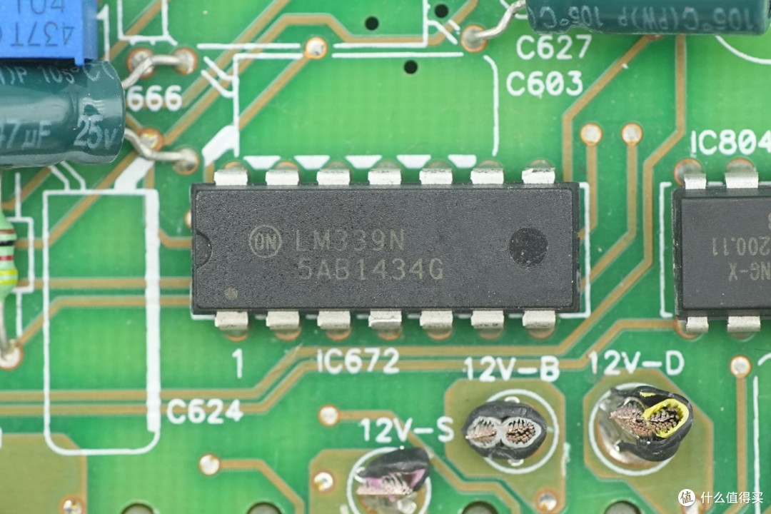专为惠普Z820工作站设计,台达850W碳化硅工作站电源拆解