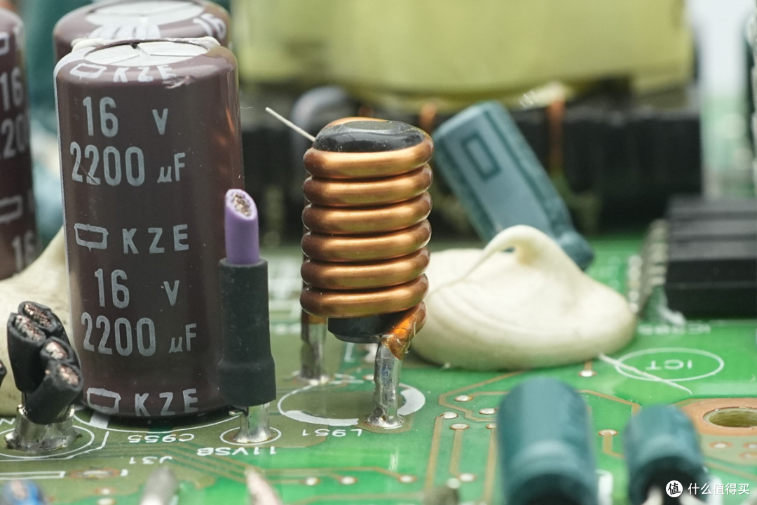 专为惠普Z820工作站设计,台达850W碳化硅工作站电源拆解