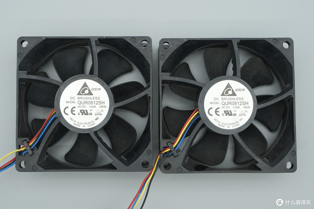 专为惠普Z820工作站设计,台达850W碳化硅工作站电源拆解