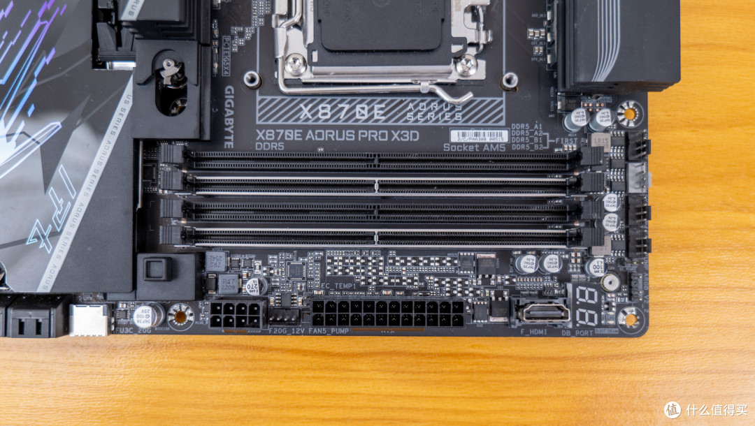 你玩明白 AMD X3D 了吗？技嘉 X870E AORUS PRO X3D 主板使用体验