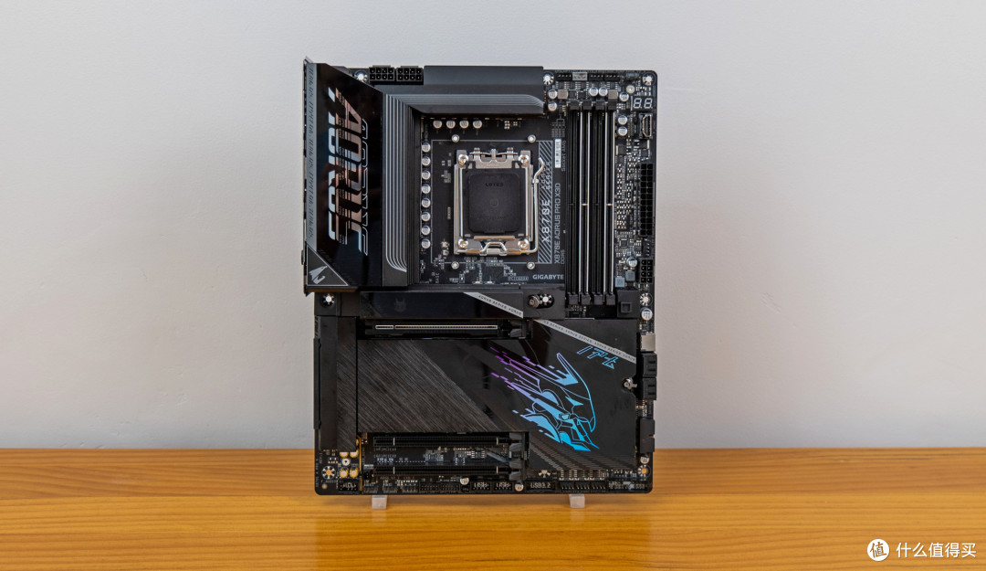 你玩明白 AMD X3D 了吗？技嘉 X870E AORUS PRO X3D 主板使用体验
