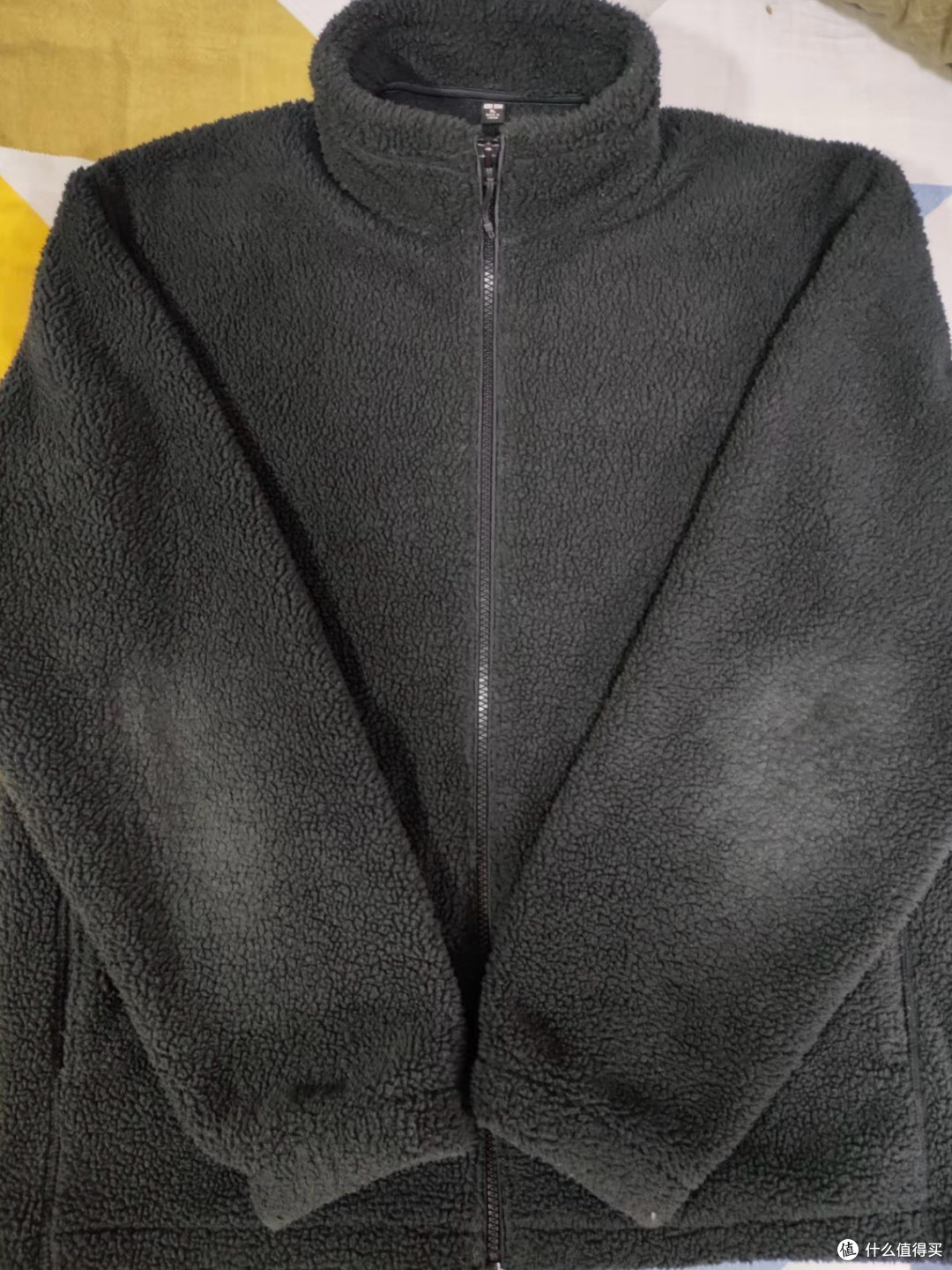 摇粒绒洗一次掉几十万根微塑料,这衣服还能不能穿?