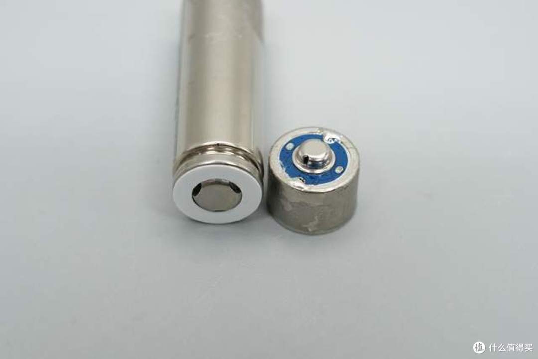 不再突然断电！STATIK 5号USB-C可充电锂电池拆解