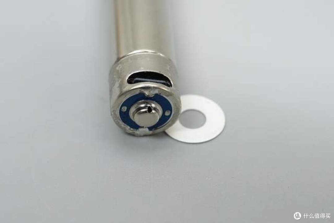 不再突然断电！STATIK 5号USB-C可充电锂电池拆解