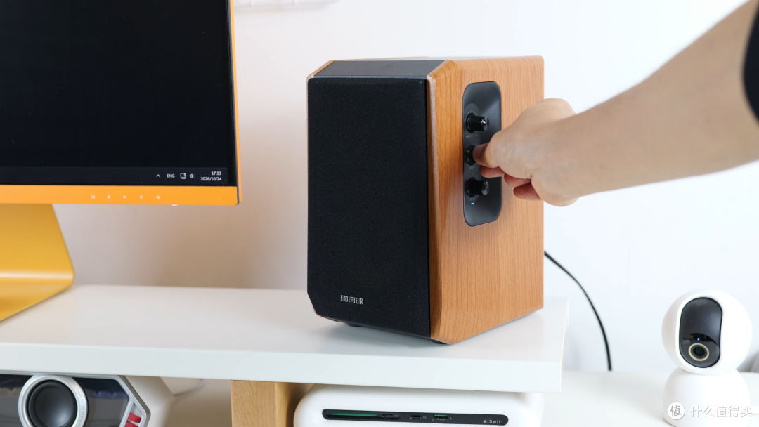 入门真香还是桌面Hi-Fi？漫步者R1000TC II对比S880MKII