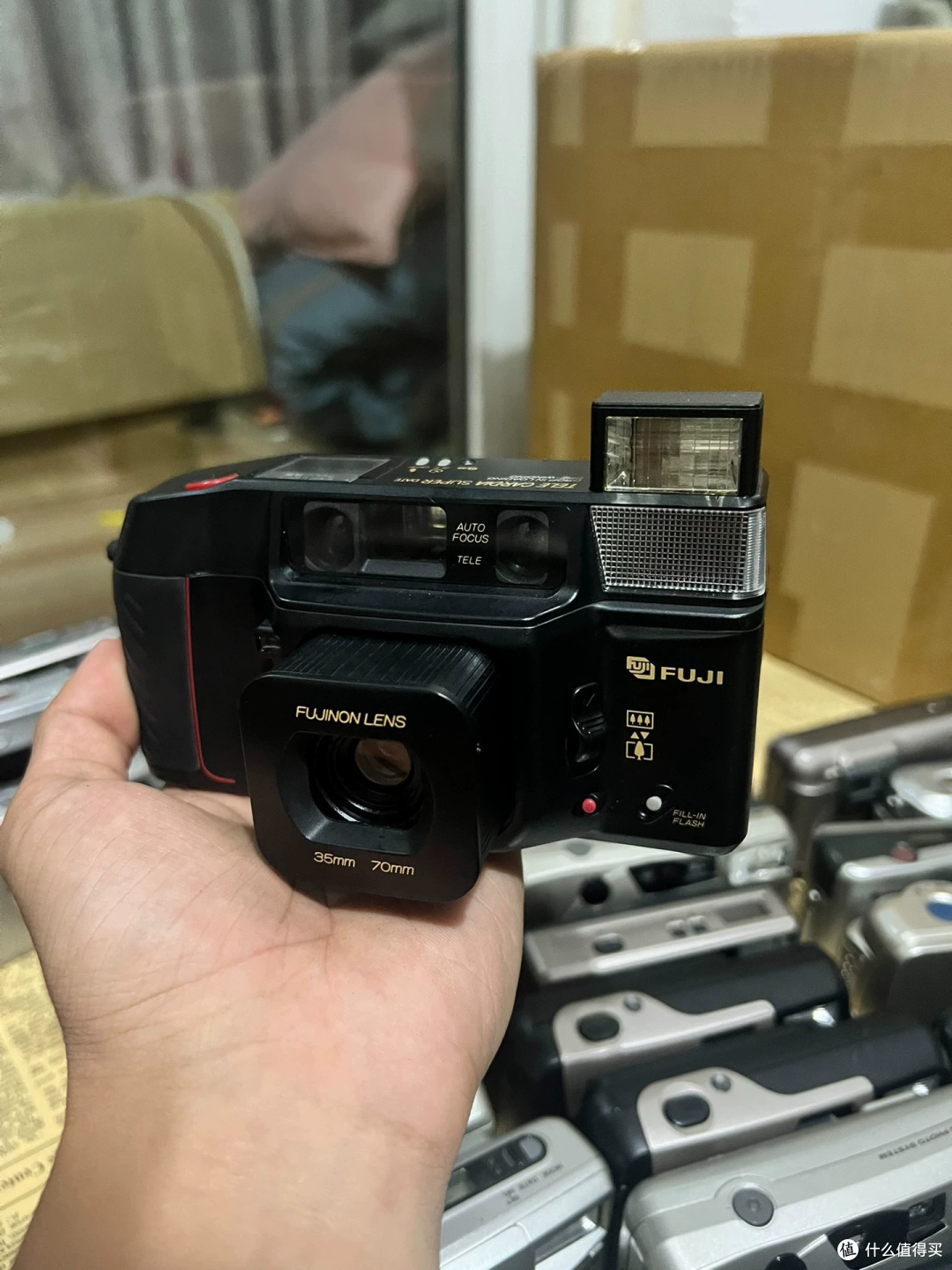 199元的富士双定焦,日期只印到2019年