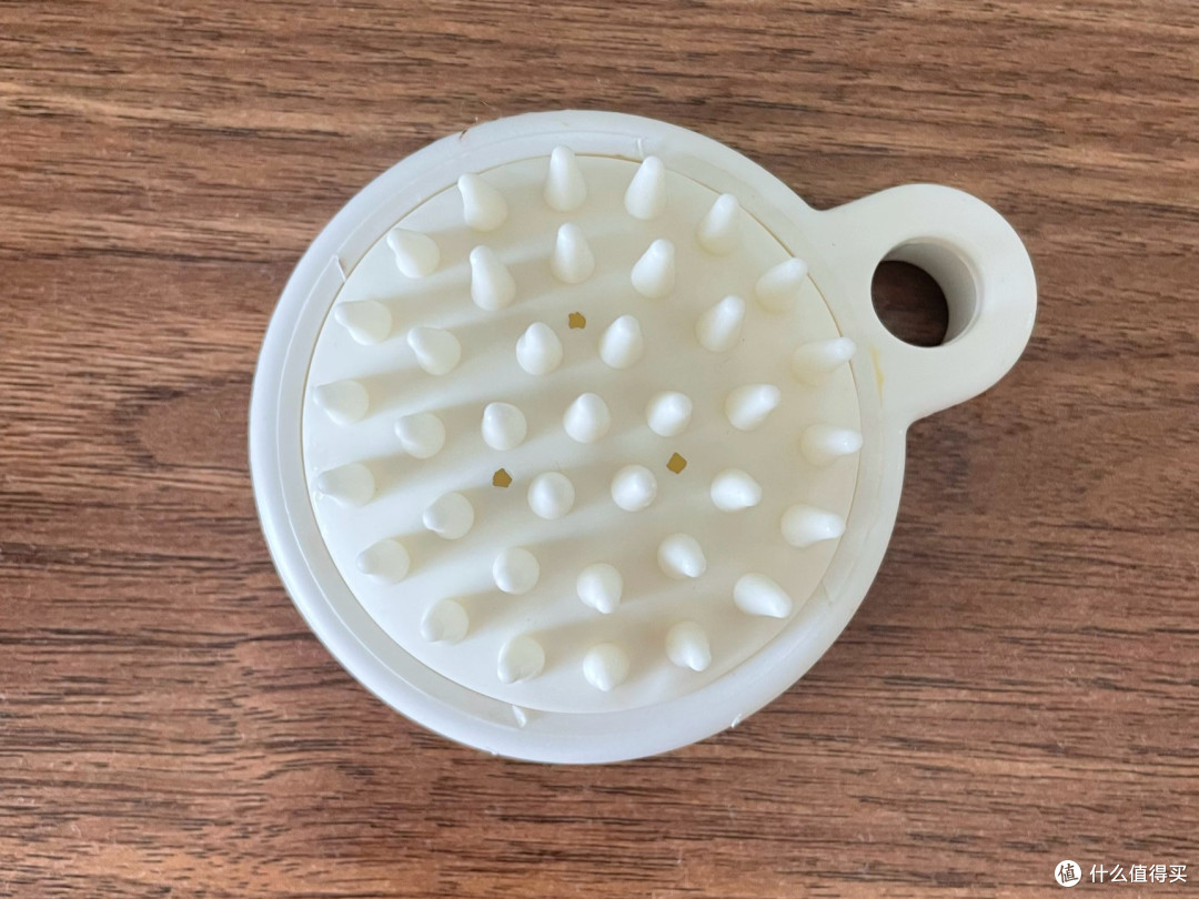双11实测：几块钱的硅胶洗头刷，是智商税吗？