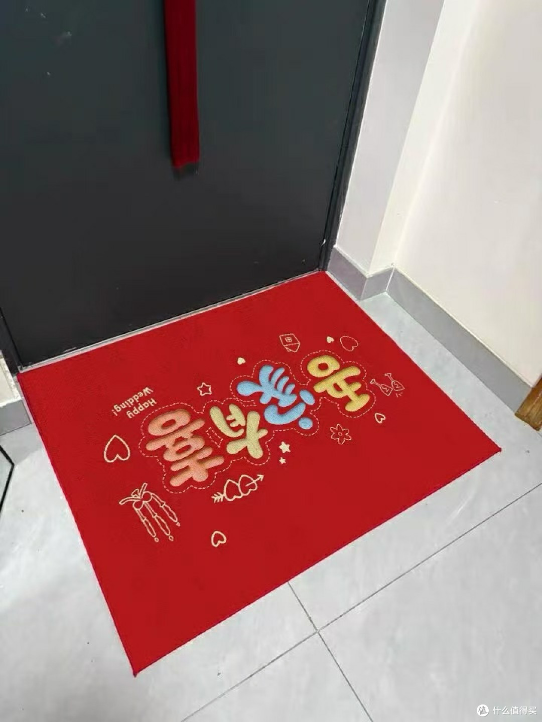 入户门这块垫子,是婚礼当天第一个被踩到的仪式感